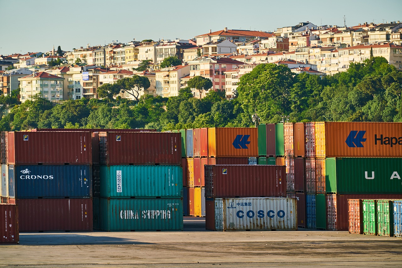 5 Things To Avoid When Using A Shipping Container